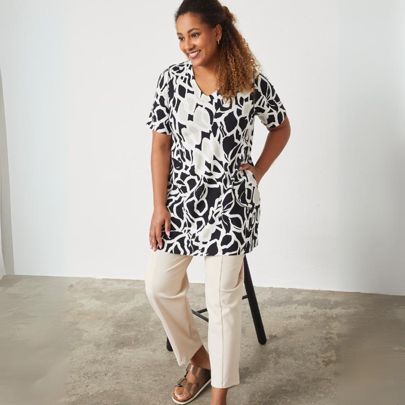 Pont_Neuf_lyhythihainen_tunika__a_linjainen