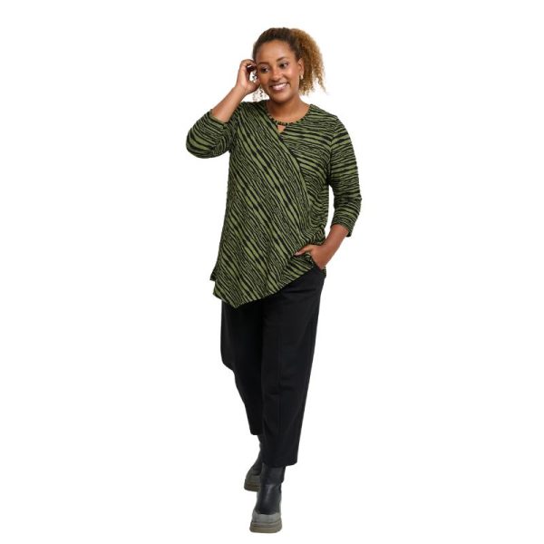 PNMAGRETHE_3620_Pont_Neuf_tunika_metsanvihrea_4_png