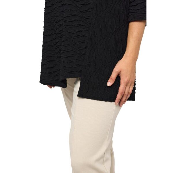 PNCAM_9999_Pont_Neuf_a_linjainen_Cam_tunika_musta_2_png